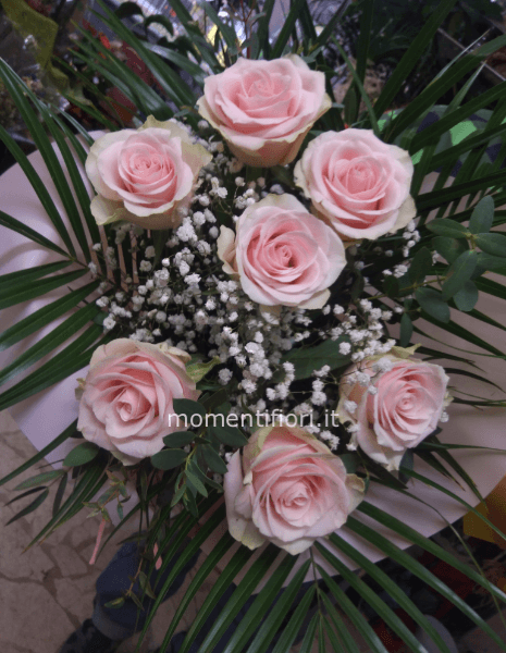 Bouquet 7 rose colore a scelta verde adeguato